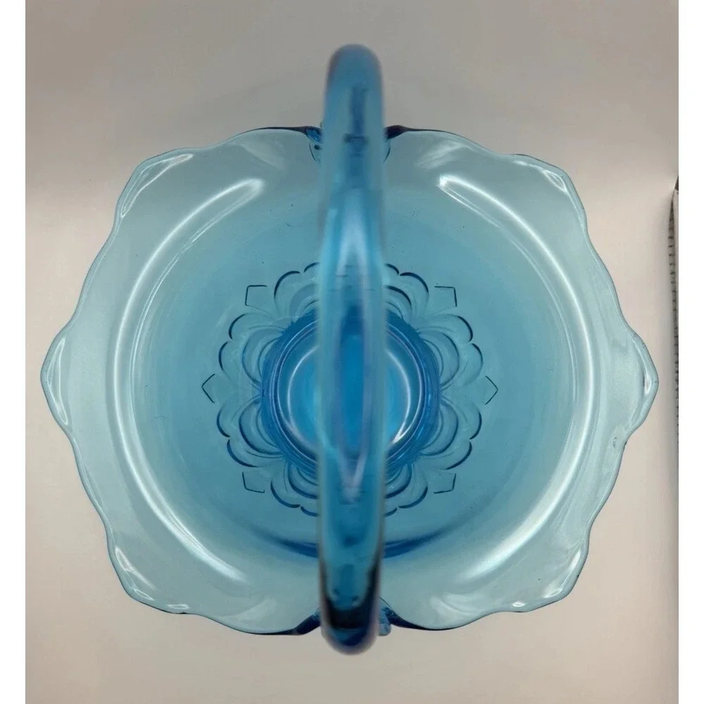 Vintage Indiana Glass Co Blue Glass Large Basket 10x10 Oval Decorative USA
